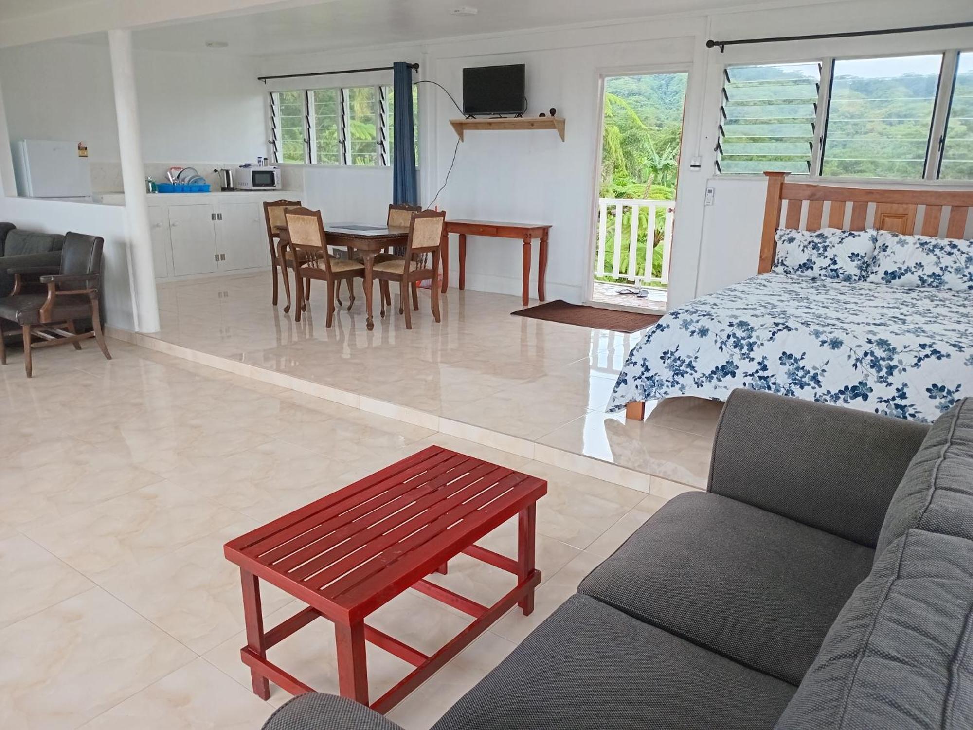 Dave Parker Eco Lodge Hotel Απία Εξωτερικό φωτογραφία