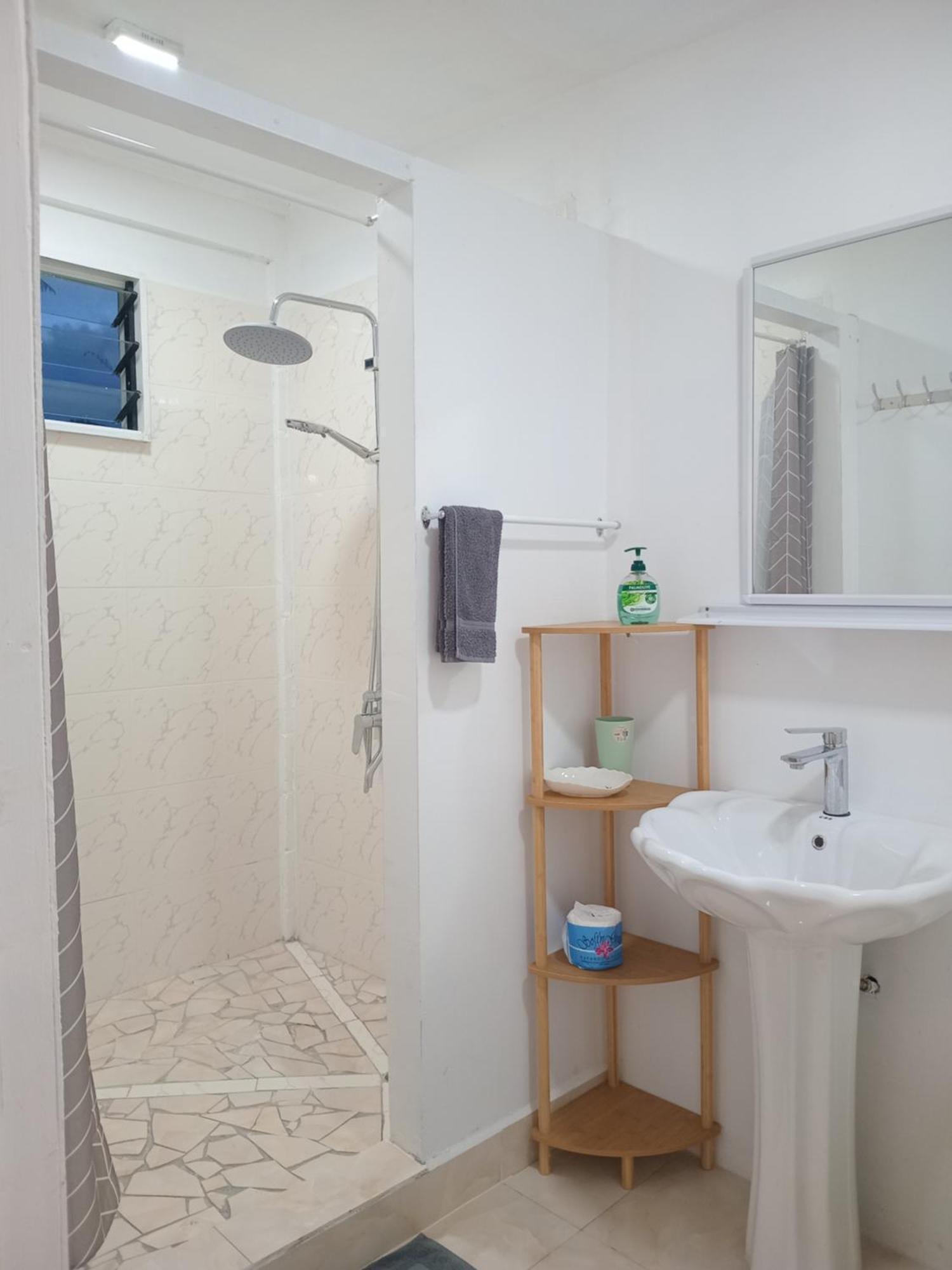 Dave Parker Eco Lodge Hotel Απία Εξωτερικό φωτογραφία