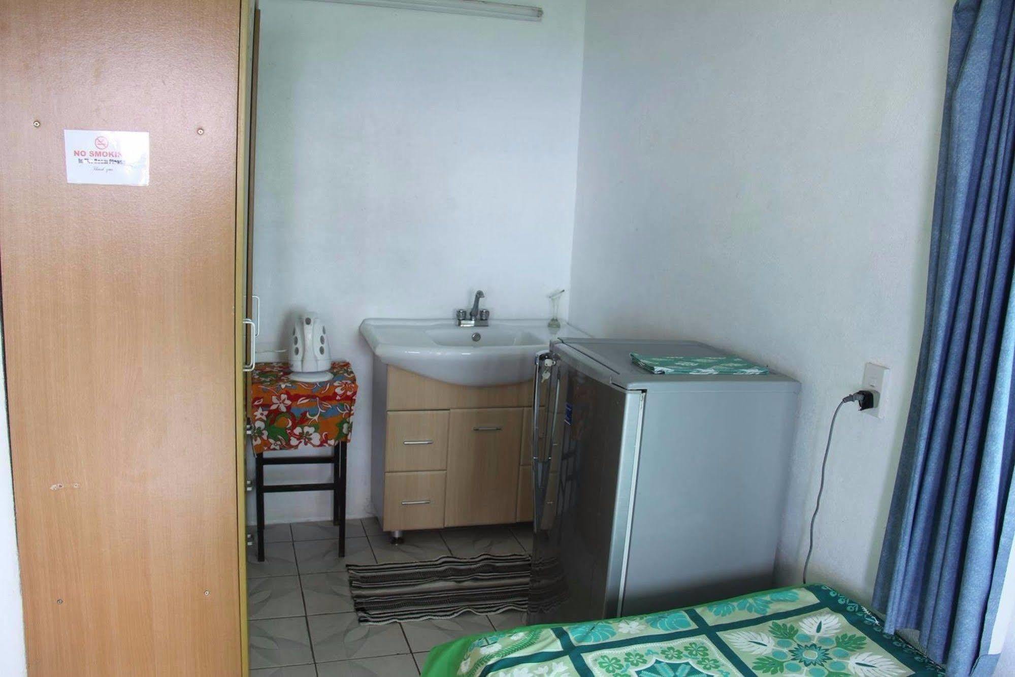 Dave Parker Eco Lodge Hotel Απία Εξωτερικό φωτογραφία